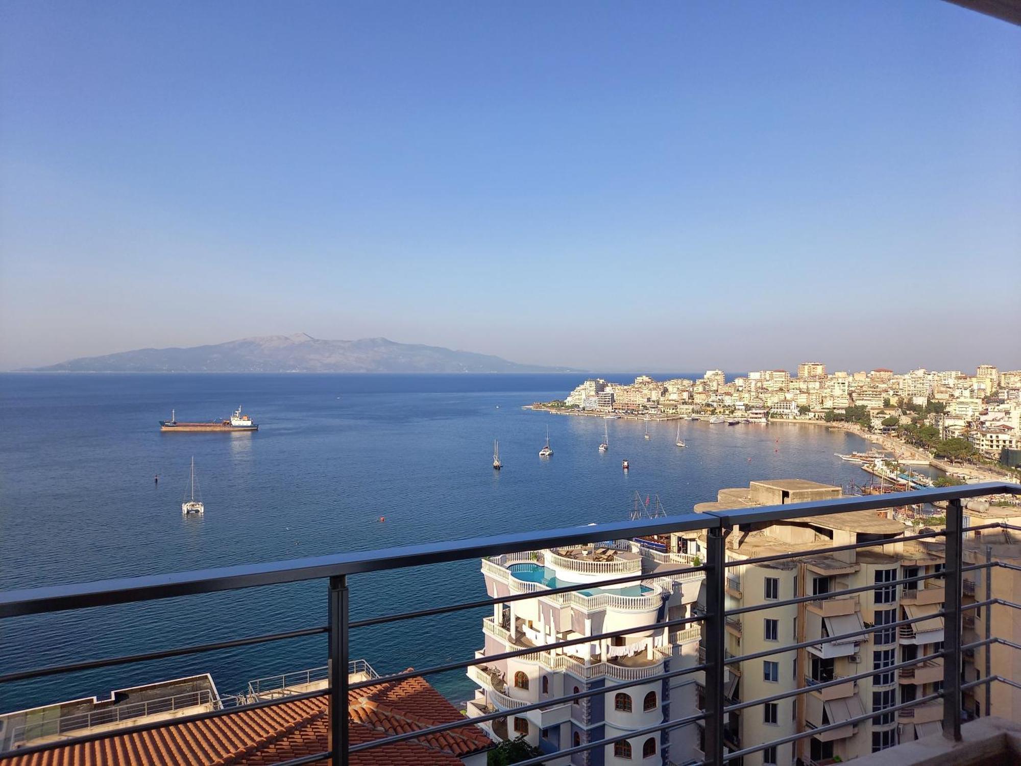 Bay View Apartment Саранда Екстер'єр фото