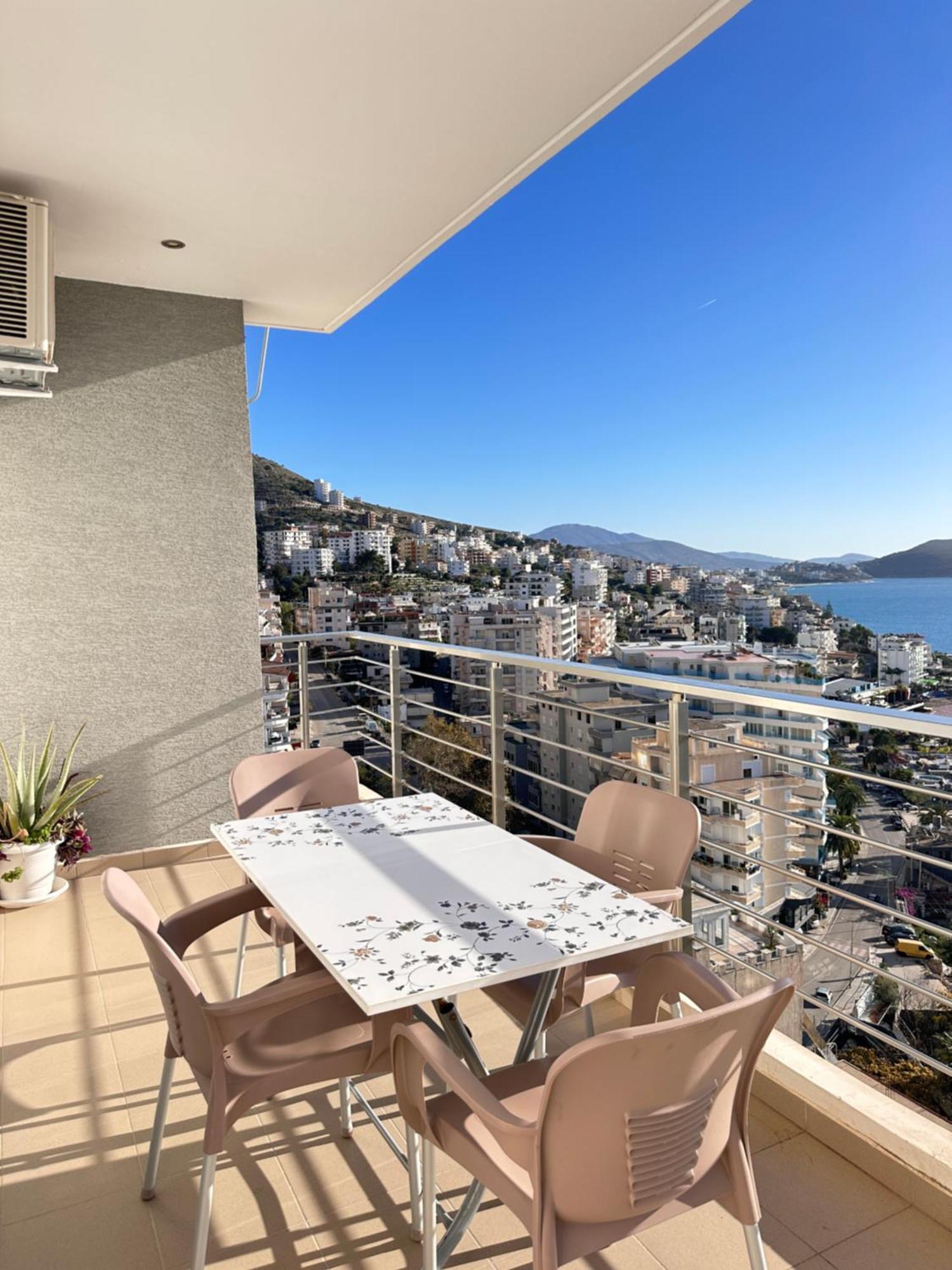 Bay View Apartment Саранда Екстер'єр фото