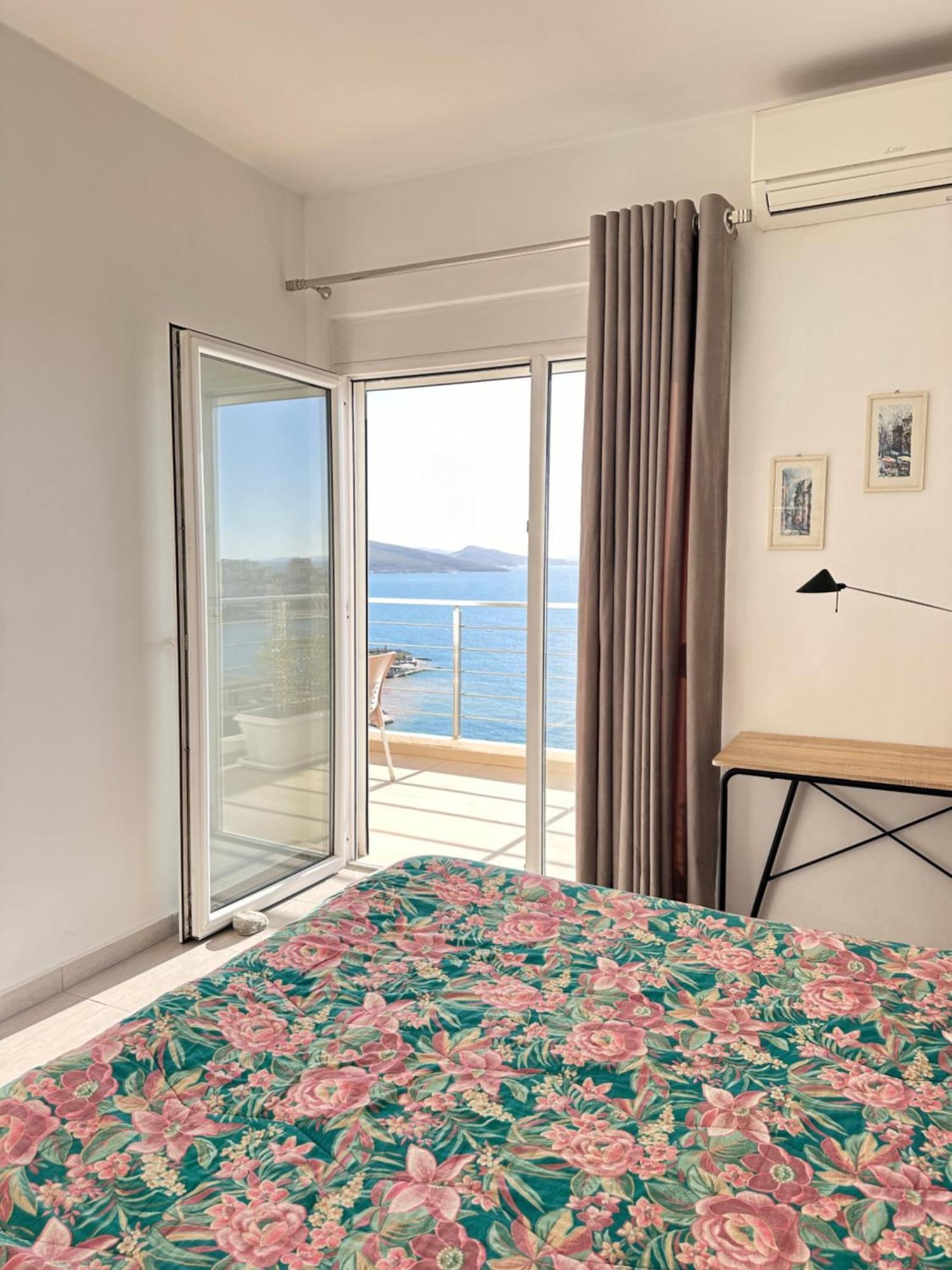 Bay View Apartment Саранда Екстер'єр фото