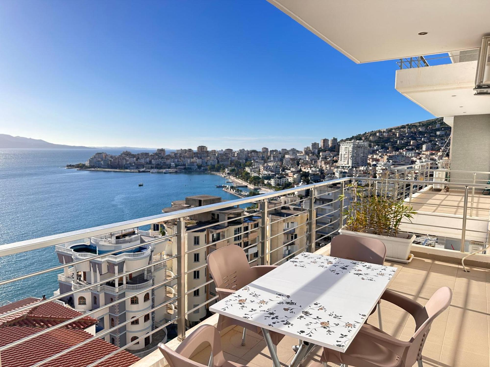 Bay View Apartment Саранда Екстер'єр фото