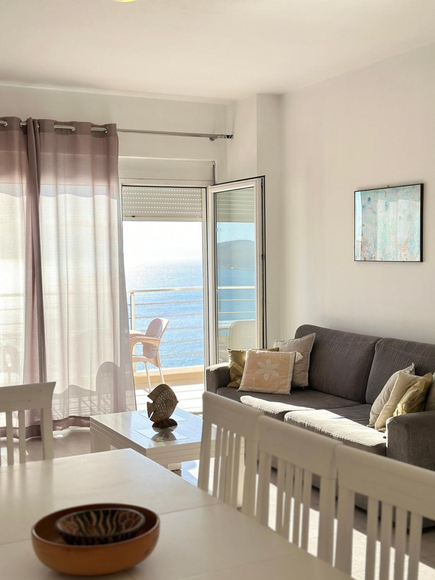 Bay View Apartment Саранда Екстер'єр фото